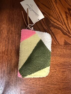 Eddie Bauer Pink, Olive Green, Light Yellow & White Textured Key/Card Holder